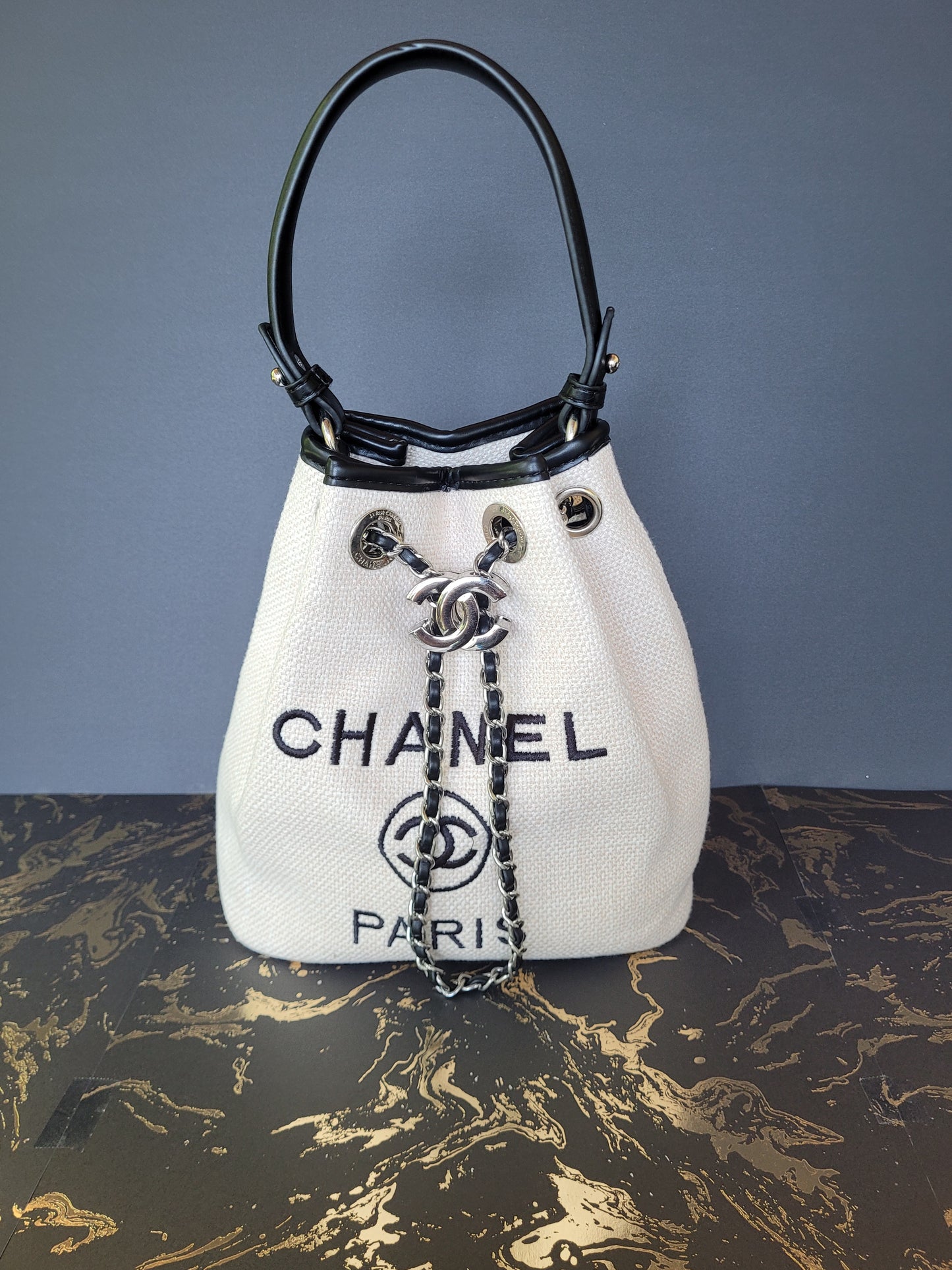 Chanel Deauville Drawstring Bucket Bag Raffia Medium Pre-owned